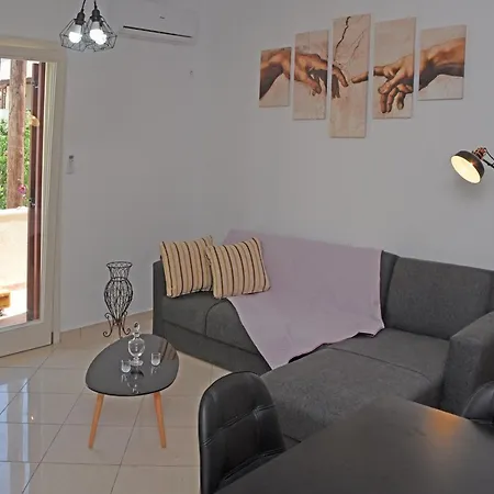 Little Yard Studios & Apartments #1 Naxos City Exterior photo